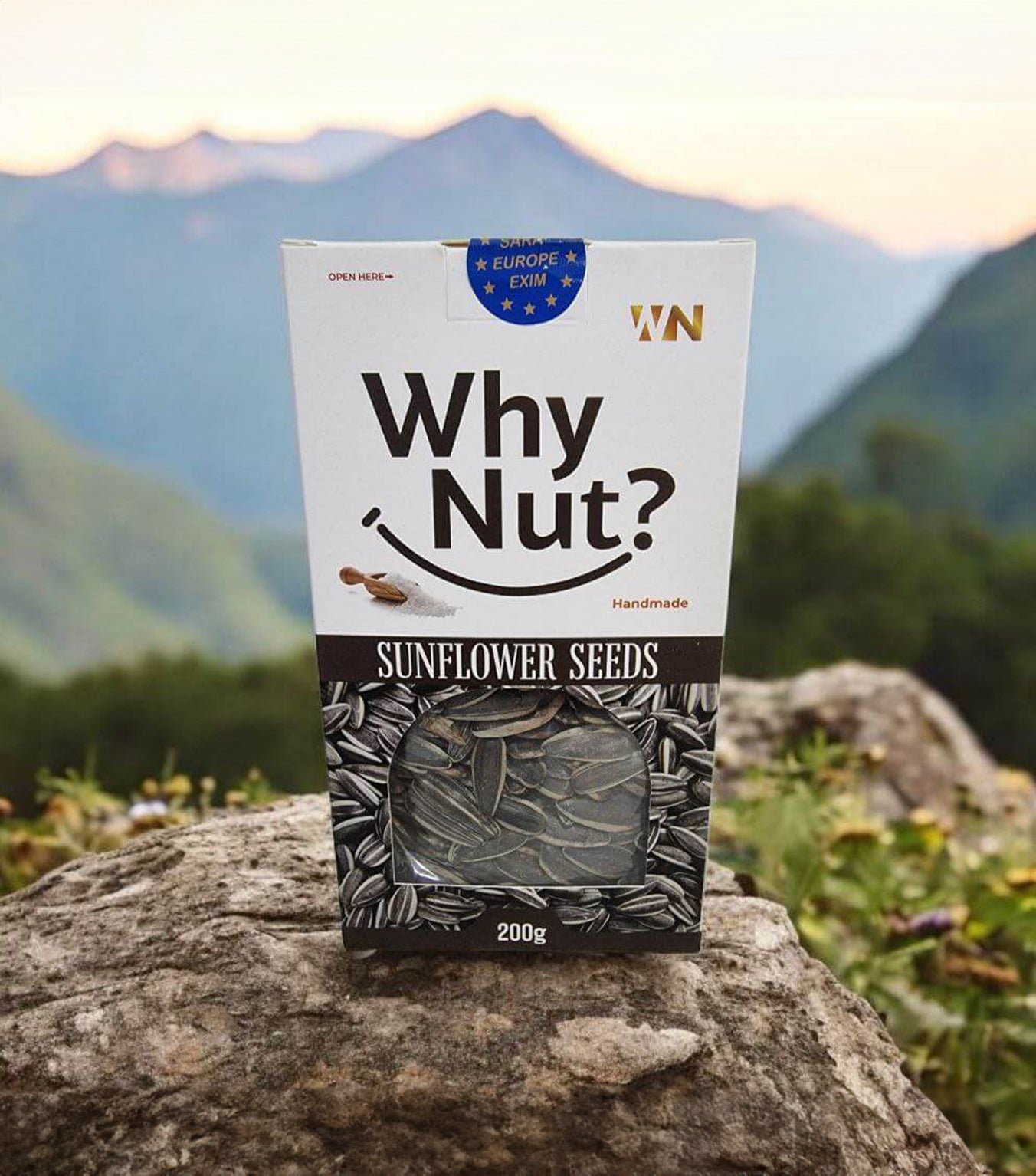 Prażone i solone nasiona słonecznika z łupinami